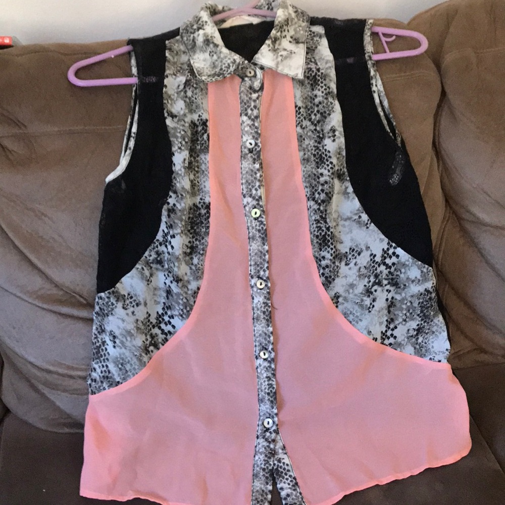 Cute button down blouse